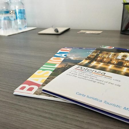 85Centro Bed & Breakfast โปเตนซา ภายนอก รูปภาพ